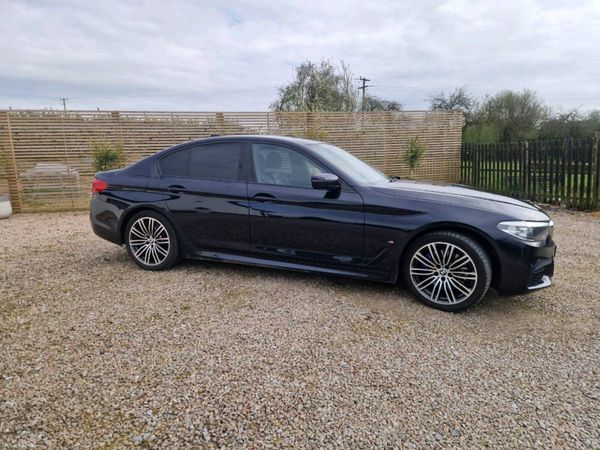 BMW 5-Series Saloon, Petrol Plug-in Hybrid, 2019, Black