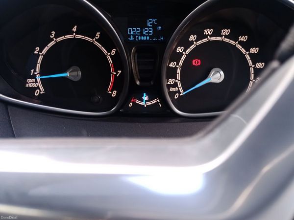 Ford Fiesta Hatchback, Petrol, 2014, Black