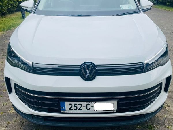 Volkswagen Tiguan SUV, Petrol Plug-in Hybrid, 2025, White