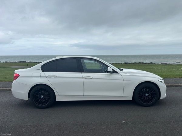 BMW 3-Series Saloon, Petrol Plug-in Hybrid, 2017, White