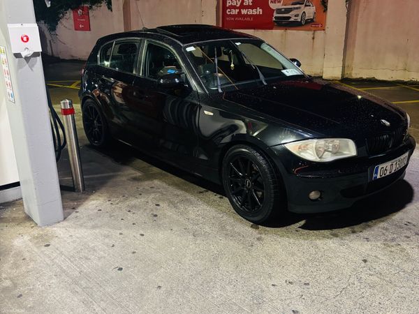 BMW 1-Series Hatchback, Petrol, 2006, Black