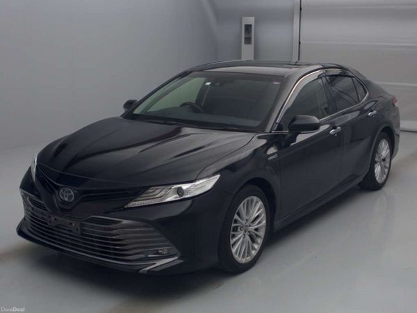 Toyota Camry Saloon, Petrol Hybrid, 2019, Black