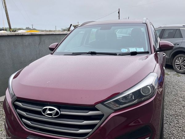 Hyundai Tucson SUV, Diesel, 2016, Red
