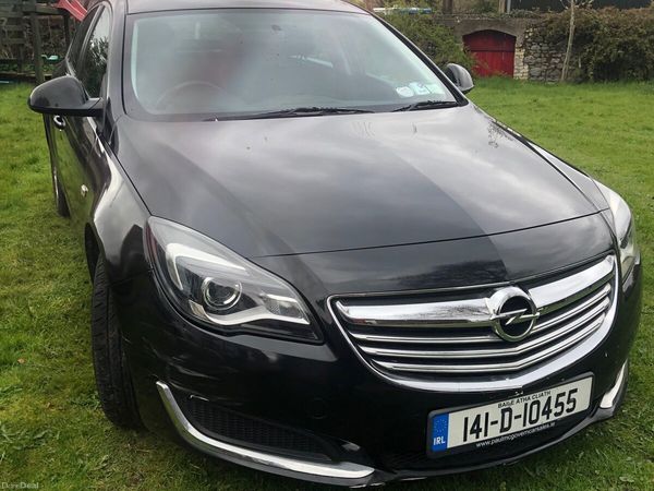 Opel Insignia Hatchback, Diesel, 2014, Black
