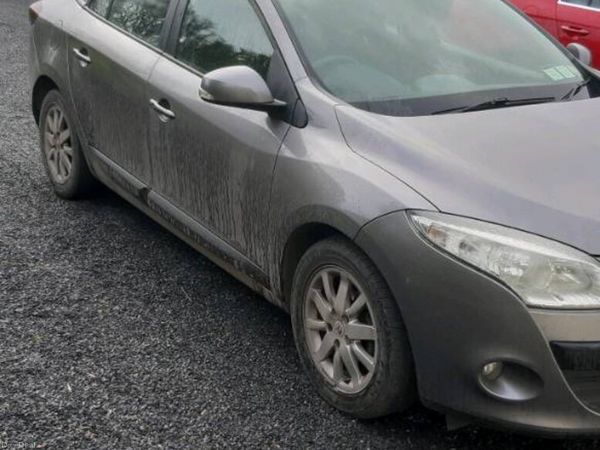 Renault Megane Estate, Diesel, 2012, Grey