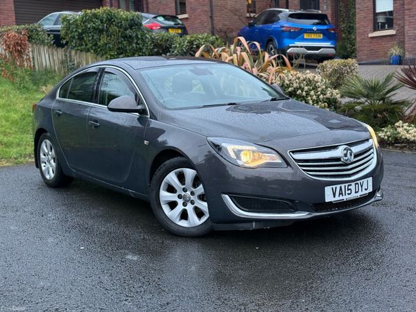 Vauxhall Insignia Hatchback, Diesel, 2015, Grey
