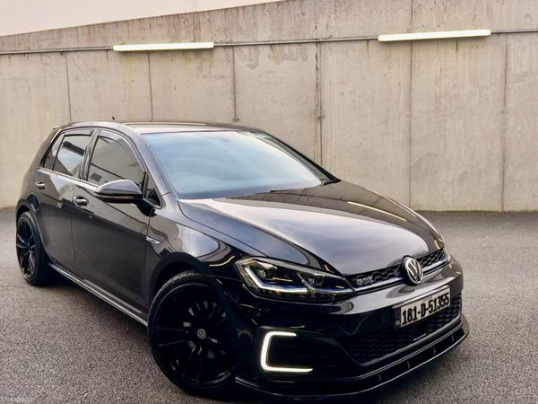 Volkswagen Golf Hatchback, Petrol Plug-in Hybrid, 2018, Black