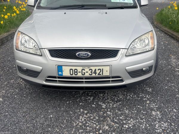 Ford Focus Hatchback, Petrol, 2008, Silver