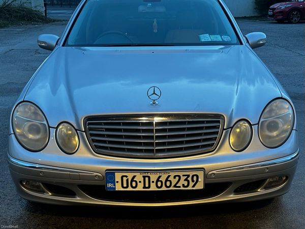 Mercedes-Benz E-Class Saloon, Petrol, 2006, Silver