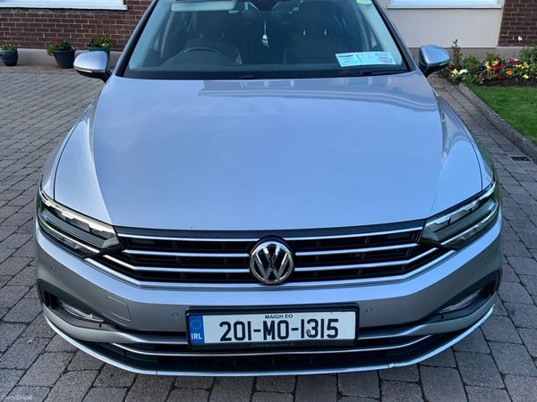 Volkswagen Passat Saloon, Diesel, 2020, Grey