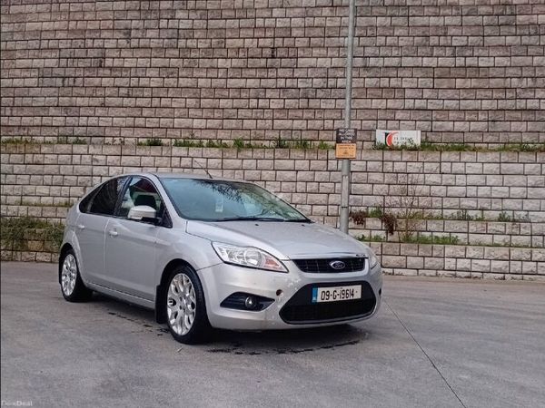 Ford Focus Hatchback, Diesel, 2009, Silver