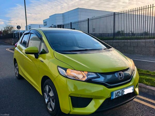 Honda Fit Hatchback, Petrol Hybrid, 2014, Yellow