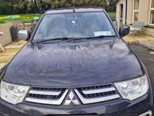 Mitsubishi L200 Pick Up, Diesel, 2015, Black