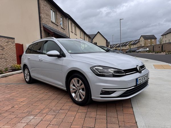 Volkswagen Golf Estate, Petrol, 2017, White