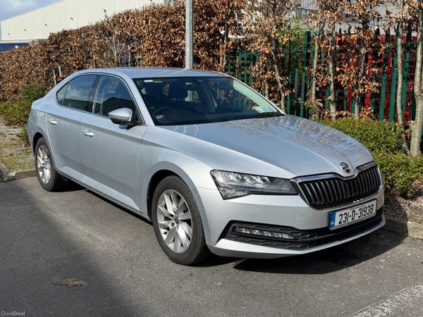 Skoda Superb Saloon, Diesel, 2023, Grey