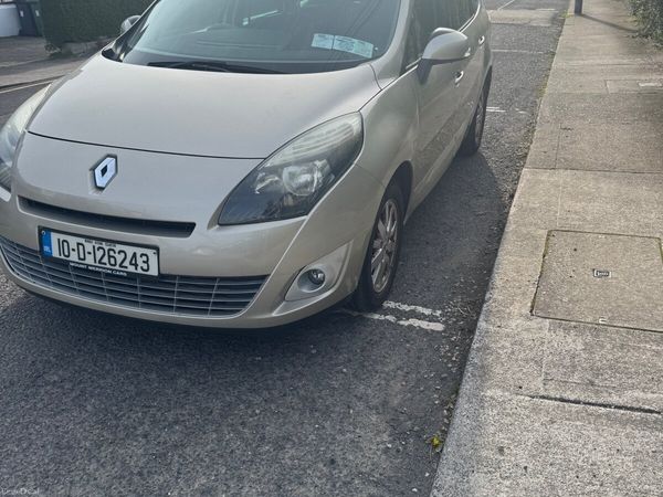 Renault Grand Scenic MPV, Diesel, 2010, Gold