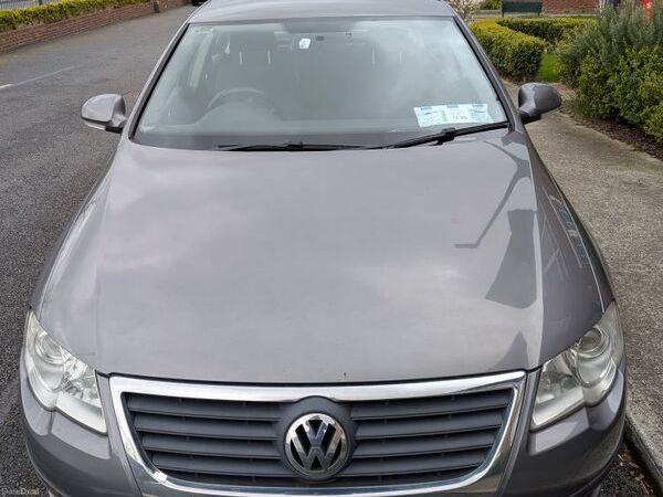 Volkswagen Passat Saloon, Diesel, 2008, Grey