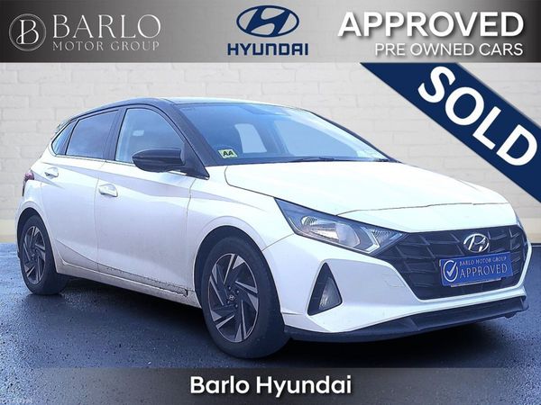 Hyundai i20 Hatchback, Petrol, 2021, White