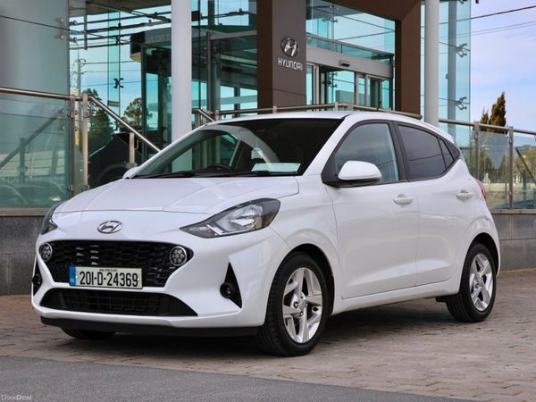 Hyundai i10 Hatchback, Petrol, 2020, White