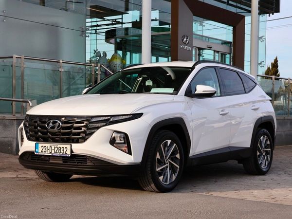 Hyundai Tucson SUV, Diesel, 2023, White