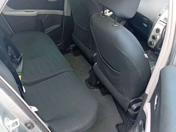 Toyota Yaris Hatchback, Diesel, 2008, Silver