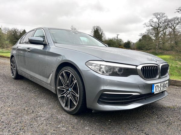 BMW 5-Series Saloon, Petrol Plug-in Hybrid, 2017, Blue