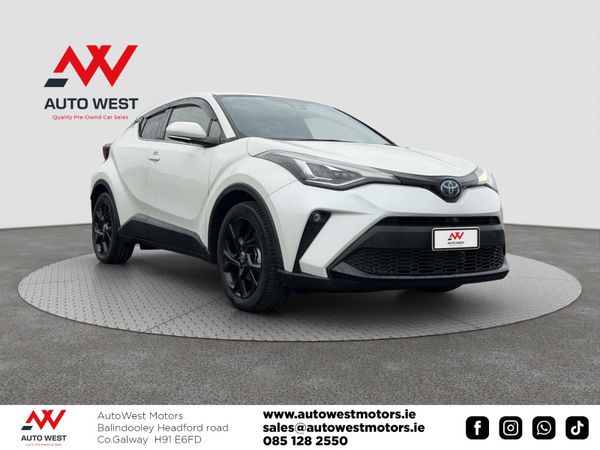 Toyota C-HR SUV, Petrol Hybrid, 2021, White