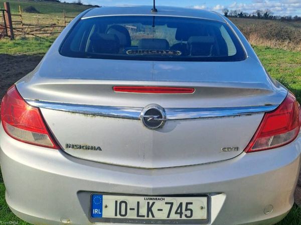 Opel Insignia Saloon, Diesel, 2010, Silver