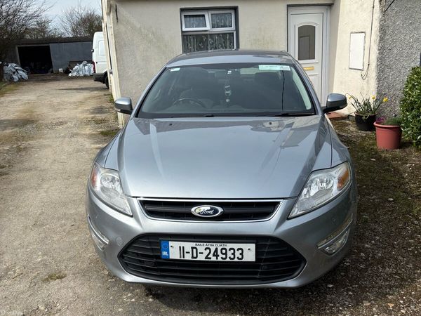Ford Mondeo Saloon, Diesel, 2011, Silver