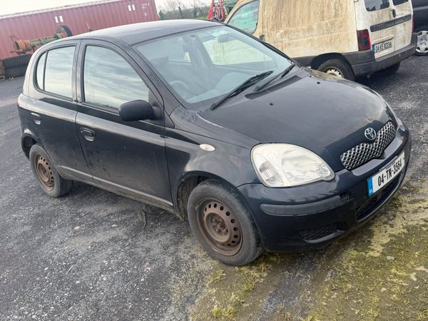 Toyota Yaris Hatchback, Petrol, 2004, Black