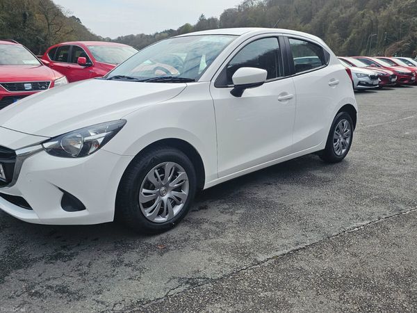 Mazda Mazda2 Hatchback, Petrol, 2019, White