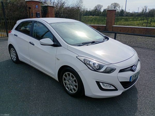 Hyundai i30 Hatchback, Diesel, 2012, White