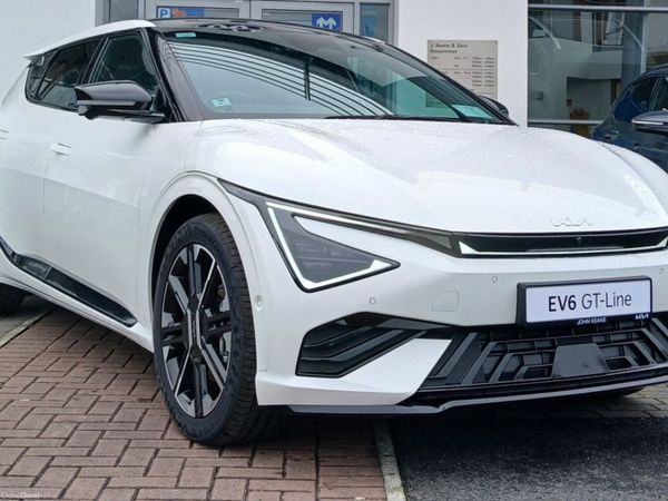 Kia EV6 Hatchback, Electric, 2026, White