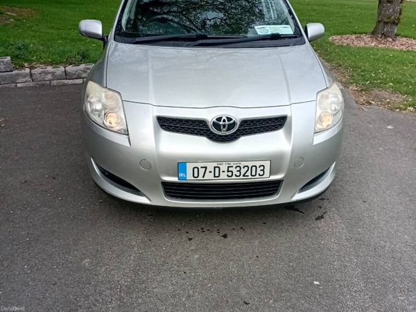Toyota Auris Hatchback, Petrol, 2007, Silver