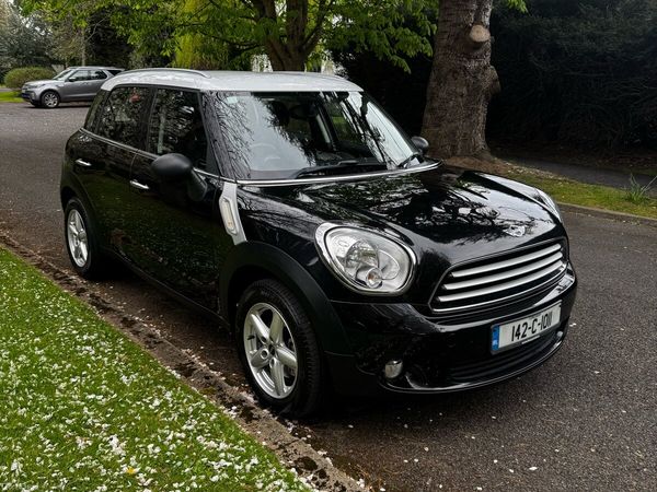 Mini Cooper Hatchback, Diesel, 2014, Black