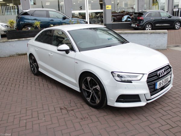 Audi A4 Saloon, Petrol, 2019, White