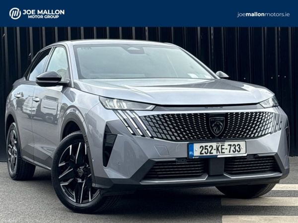 Peugeot 3008 MPV, Petrol, 2025, Grey