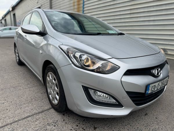 Hyundai i30 Hatchback, Petrol, 2013, Silver
