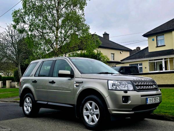 Land Rover Freelander SUV, Diesel, 2011, Gold