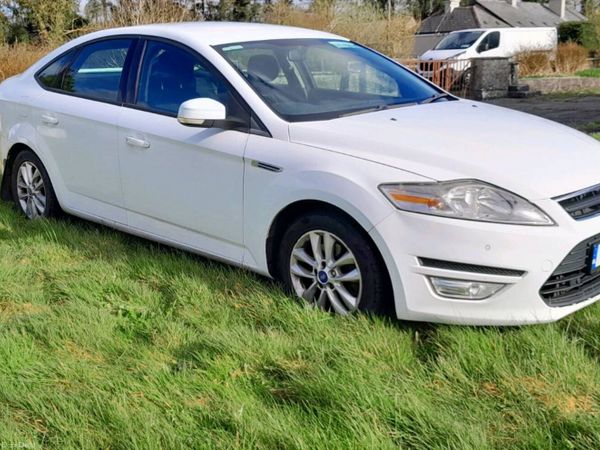 Ford Mondeo Hatchback, Diesel, 2012, White