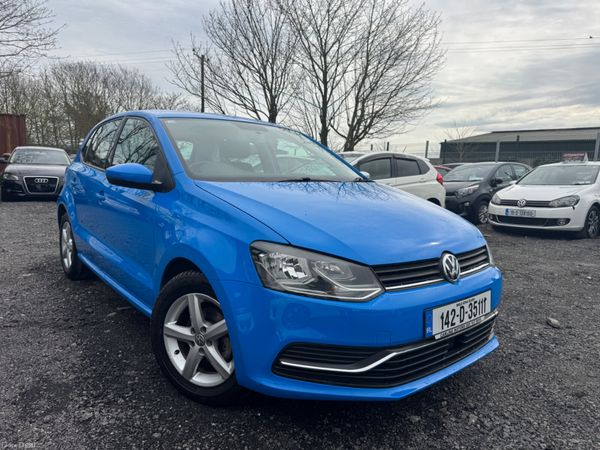 Volkswagen Polo Hatchback, Petrol, 2014, Blue