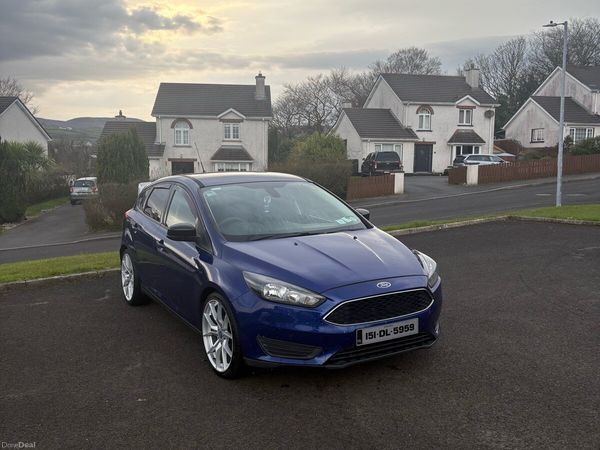 Ford Focus Hatchback, Diesel, 2015, Blue