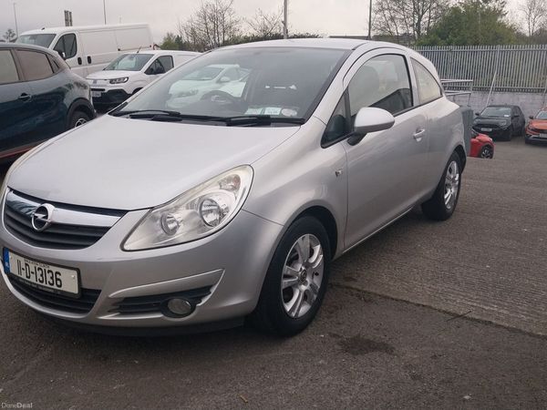 Opel Corsa Hatchback, Petrol, 2011, Silver