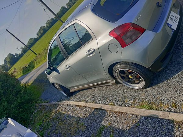 Toyota Yaris Hatchback, Petrol, 2008, Silver