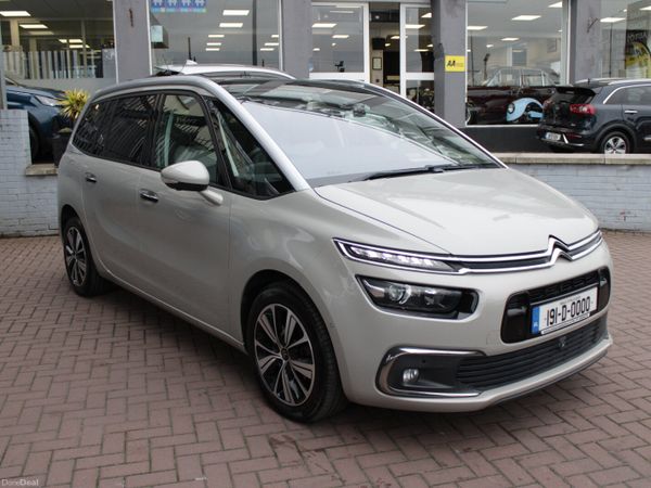 Citroen C4 Spacetourer MPV, Petrol, 2019, Brown