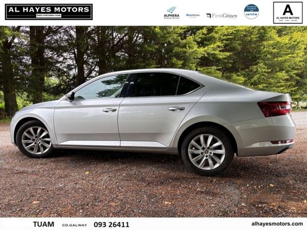 Skoda Superb Saloon, Diesel, 2021, Silver