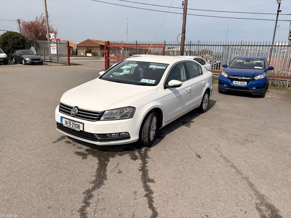 Volkswagen Passat Saloon, Diesel, 2014, White