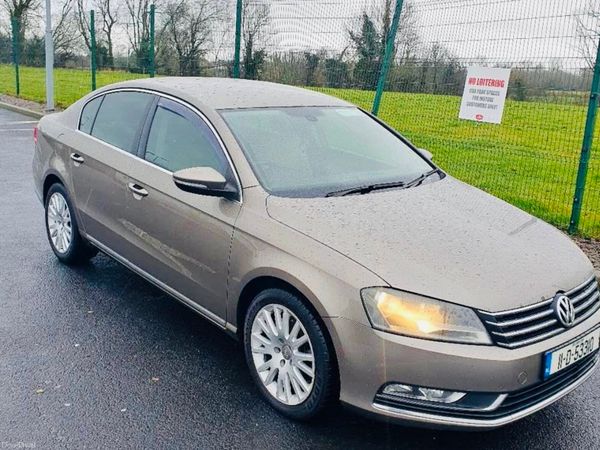 Volkswagen Passat Saloon, Diesel, 2011, Bronze