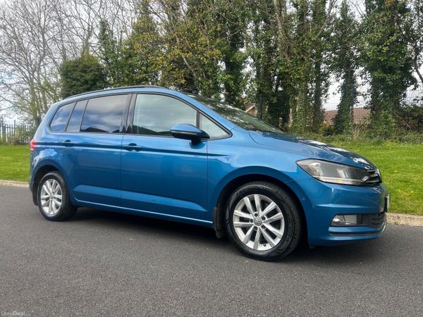 Volkswagen Touran MPV, Diesel, 2017, Blue