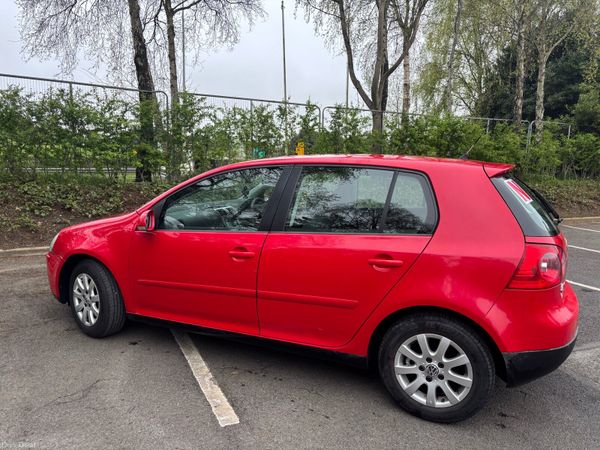 Volkswagen Golf Hatchback, Petrol, 2008, Red
